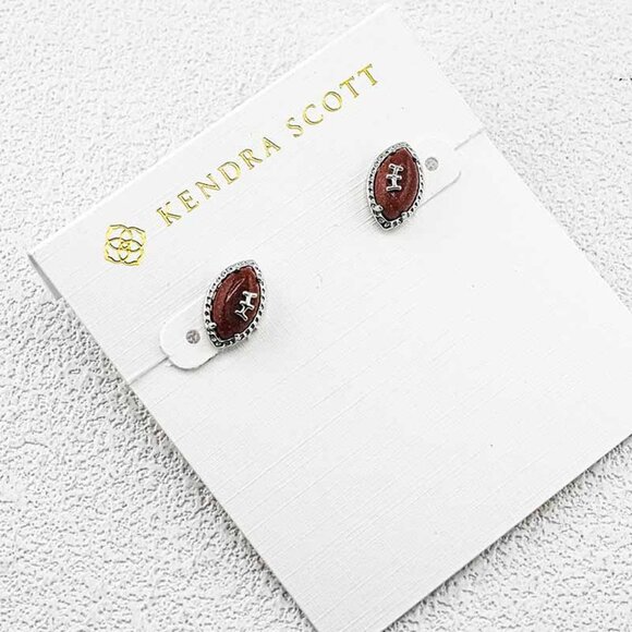 Kendra Scott Jewelry - Kendra Scott Oval Stud Earrings